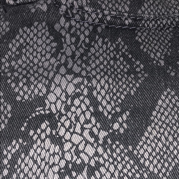 3 For $15 Frayed Snakeskin Print Jean Shorts - Picture 2 of 3